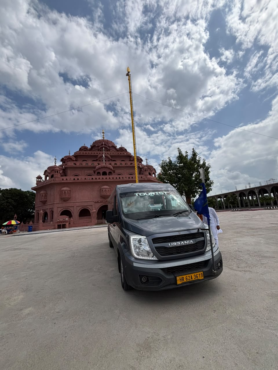 AC Taxi Services — Madhu Travels Sangrur